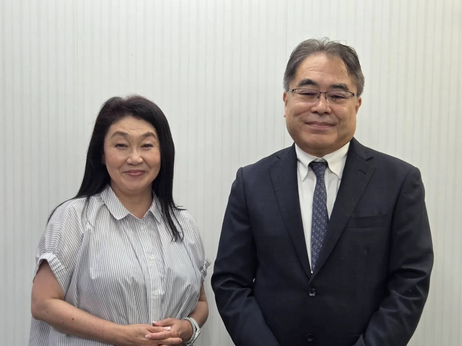 村山社会保険労務士事務所での相談風景